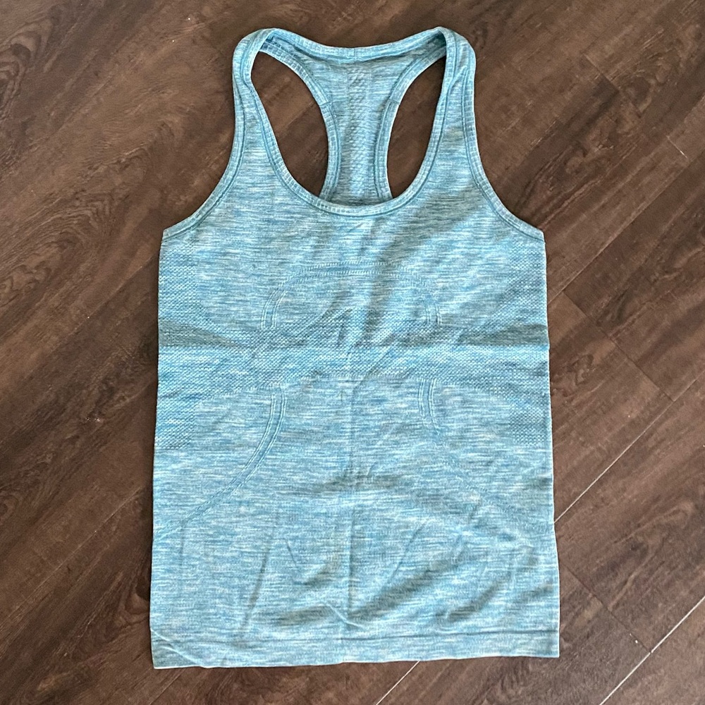 lululemon tank